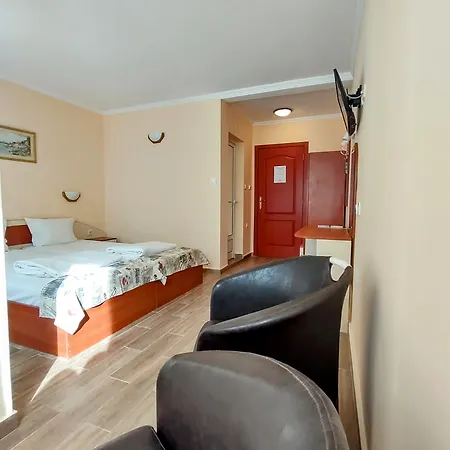 מלון Casa Del Sol 3*